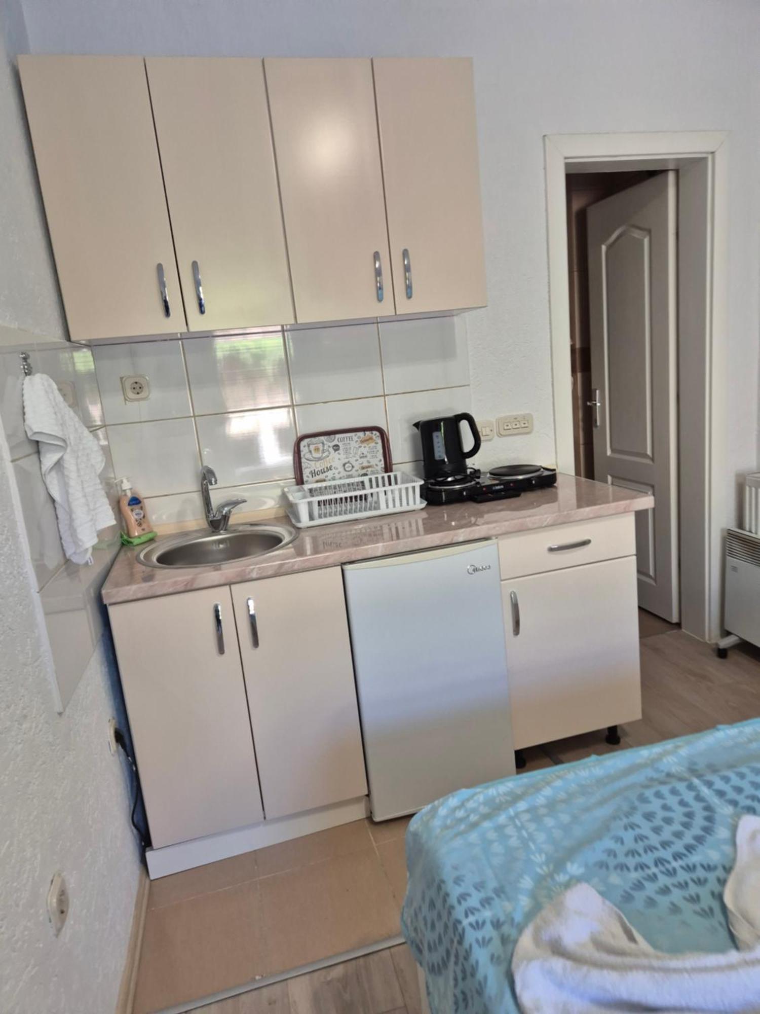 Sadi Apartments Ohrid Esterno foto