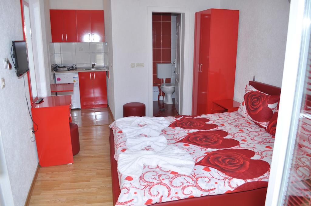 Sadi Apartments Ohrid Esterno foto